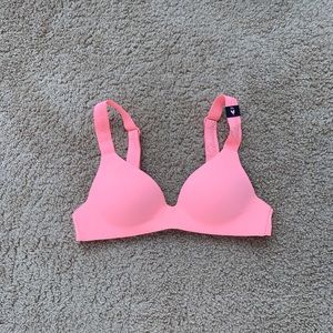 BRAND NEW 34A Victoria’s secret bra